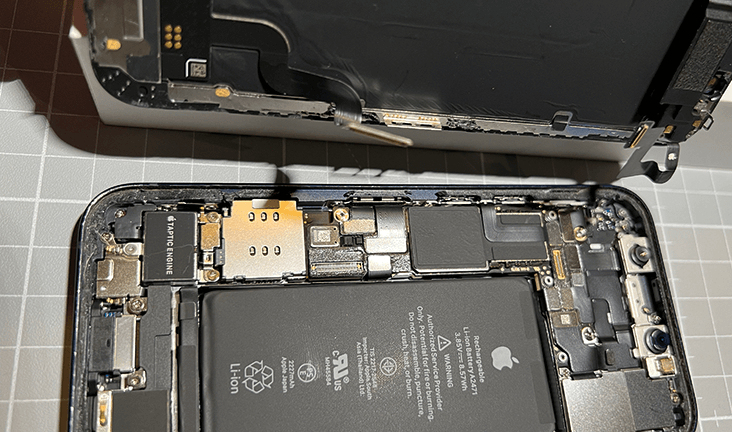 iPhone 12 Mini Display tauschen Reparatur Anleitung