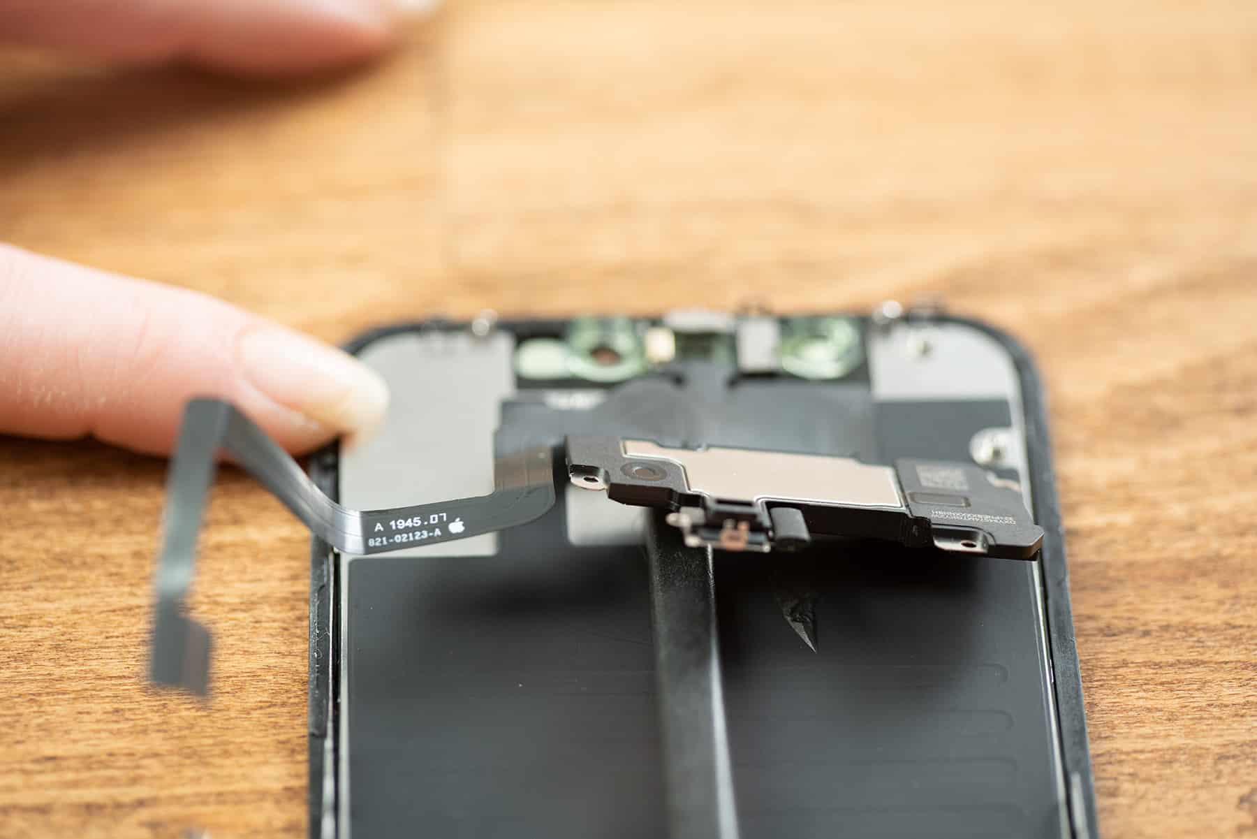 iPhone 11 Display tauschen Reparatur Anleitung